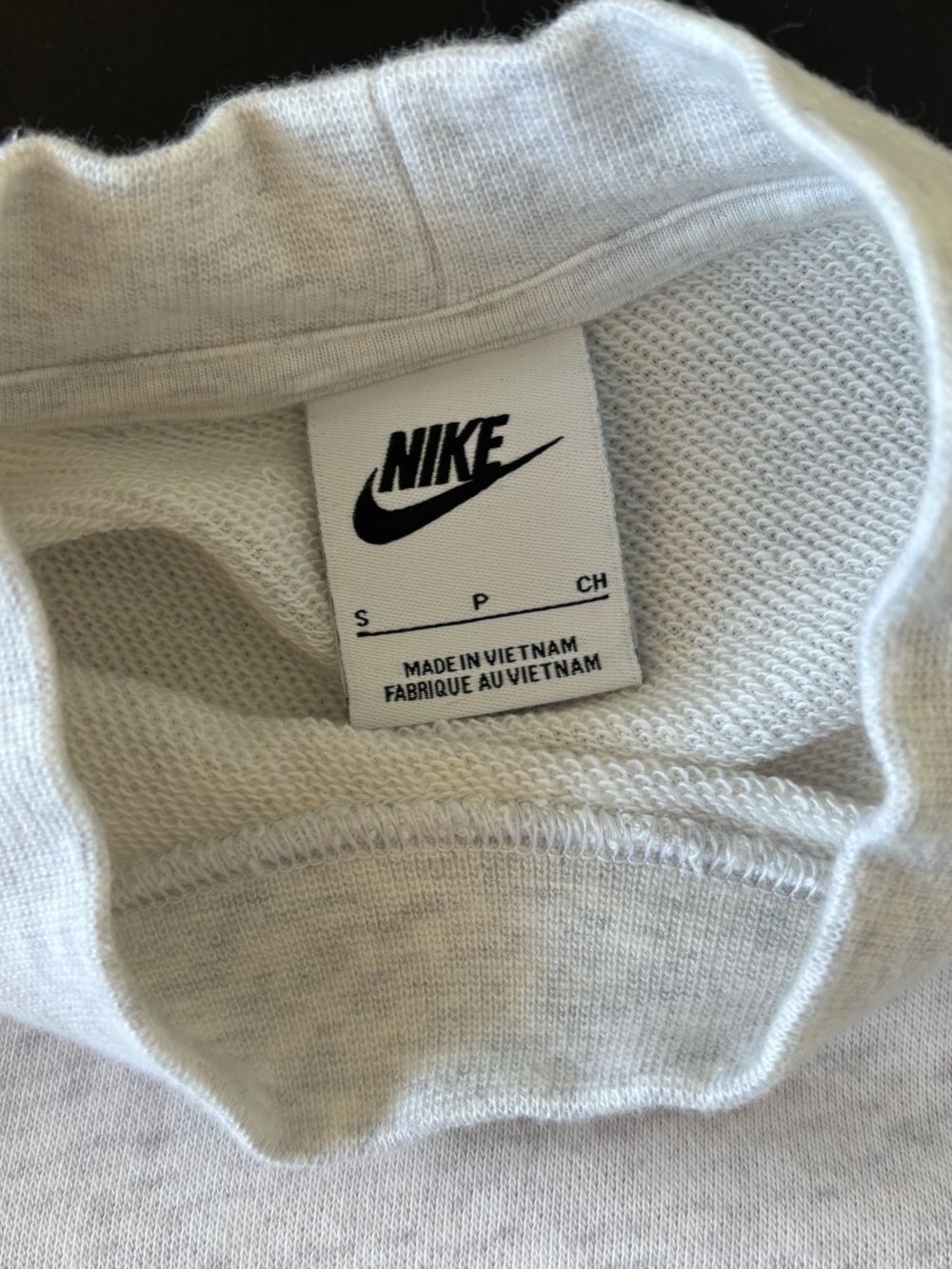 Nike Cropped Crewneck Sweatshirt in Light Grey - Picture 4 of 9